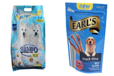 最下のガセットは上の resealable ziplock が付いているペット フードのプラスチック包装袋を立てます